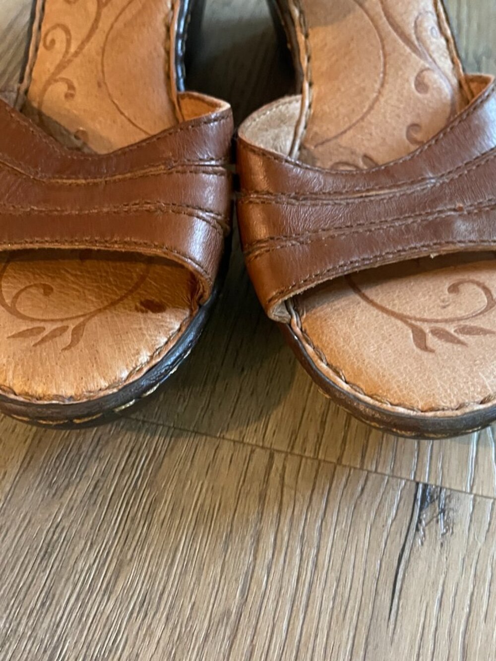 Born Women's CIL12 Brown Leather Wedge Sandal Shoes Size: 7 - Picture 4 of 10